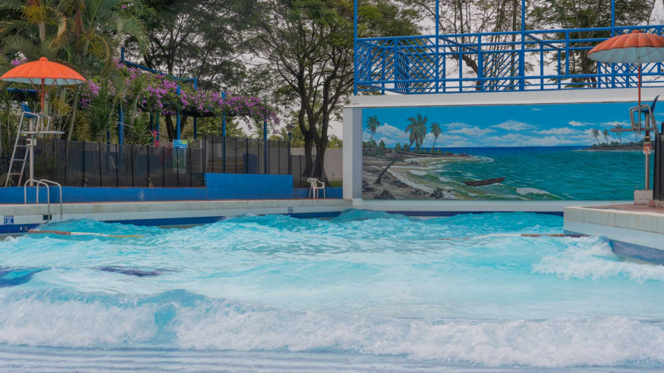 Centro Recreativo Tulua piscina de olas
